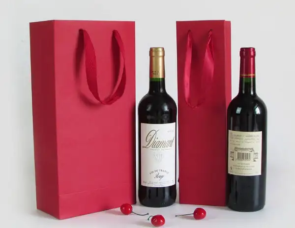 Túi đựng rượu